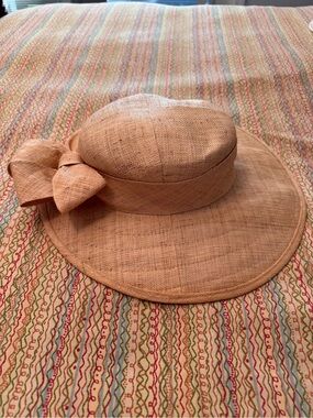 Vintage Madagascar Raffia Wide Brim Sun Hat Bow Accent Tan Cottagecore